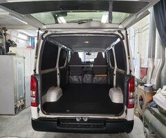 Toyota HiAce Auto Diesel